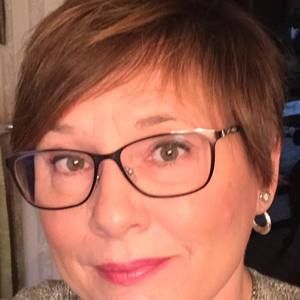 Meet your Posher, Debbie